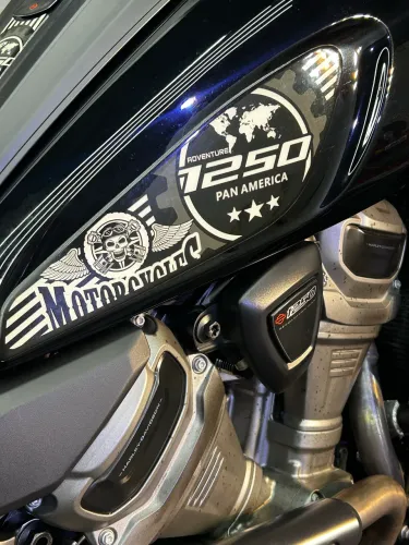 Harley - Davidson Pan Americana 