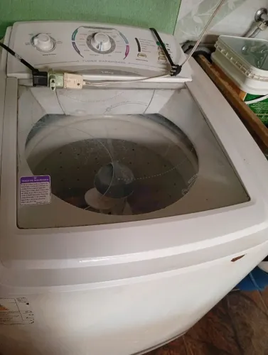 Máquina de lavar , não está centrifugando