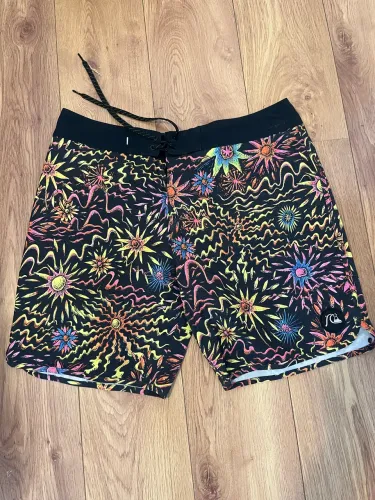 Bermuda Quiksilver TAM 46 Original
