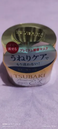 Máscara Tsubaki Dourada