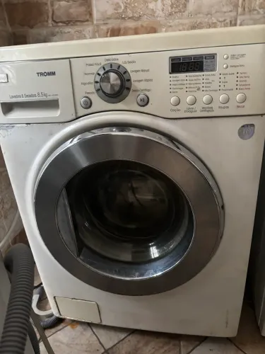Lava e seca LG TROMM com defeito LE