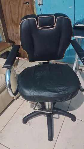 CADEIRA DE BARBEIRO