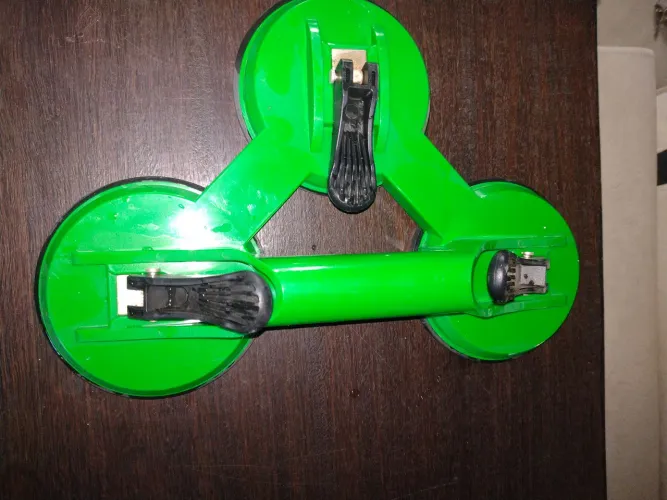 Ventosa para vidro tripla