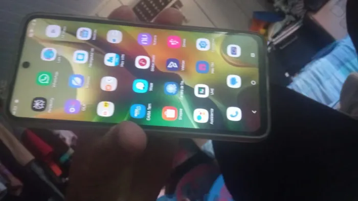 Celular com nota e tem garantia ainda