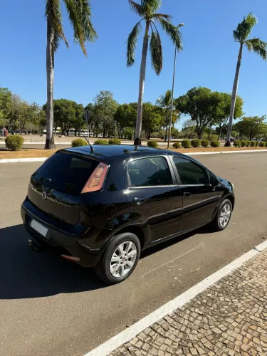 Fiat Punto Attractive 1.4 Fire Flex 8V 5P 2013
