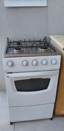 Fogão usado 90,00