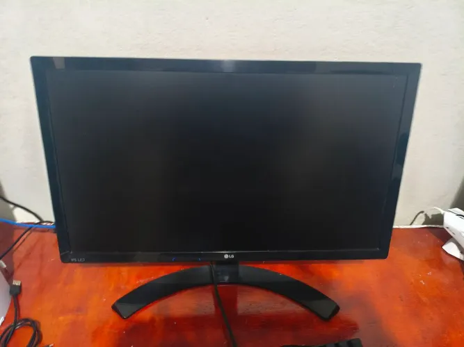 MONITOR 21,5" FULL HD