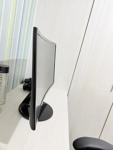 Vendo monitor curvo Samsung 24 polegadas