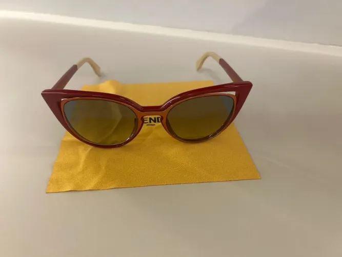 Óculos Fendi