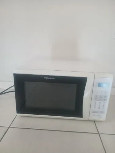 Vende-se micro-ondas r$ 100 parou de funcionar não sei o motivo