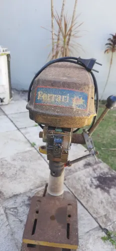 FURADEIRA DE BANCADA FERRARI