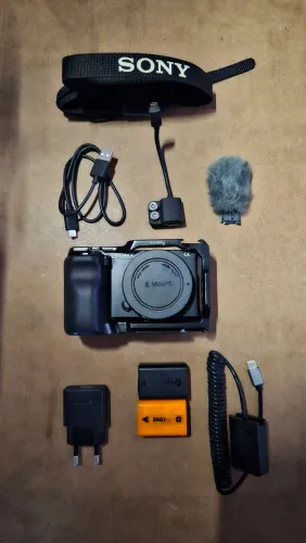 SONY ZV-E10