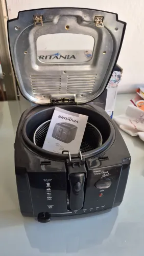 Fritateira Britânia Frita-Fácil Plus 3 - 2L - 127 V