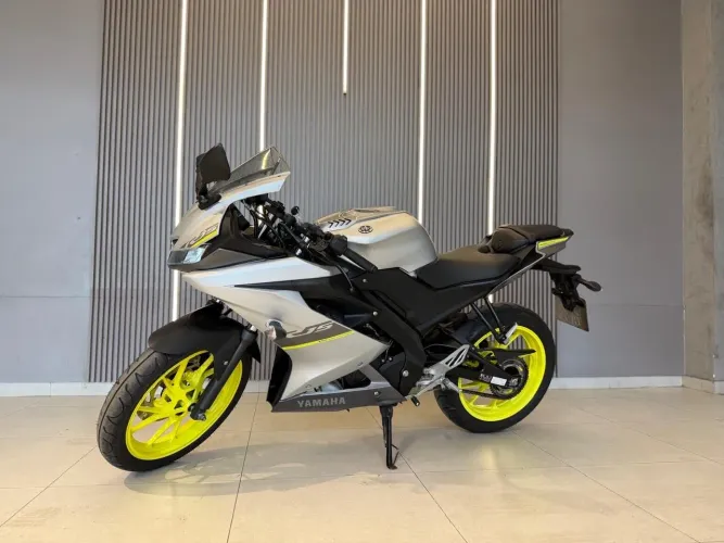 Yamaha YZF R-15 155 ABS