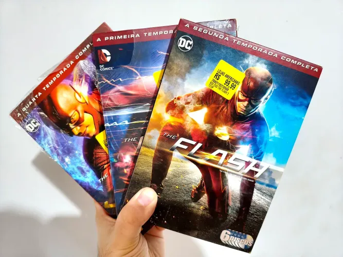 Flash - Temporadas 1, 2 e 4 - DVD