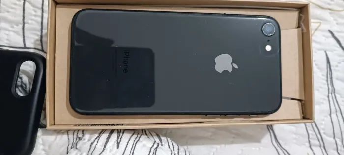 Vende-se iPhone 8