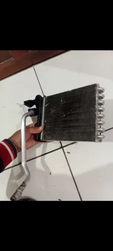 Radiador do ar quente celta, corsa 100 reais 