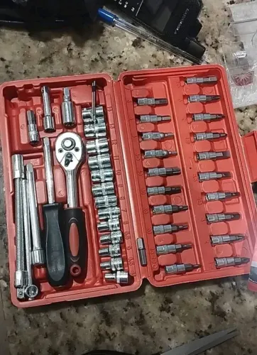 KIT DE FERRAMENTAS COMPLETO COM MALETA