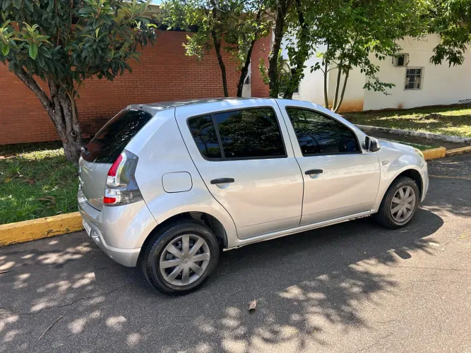 Renault Sandero Expression Hi-flex 1.6 8V 5P 2014