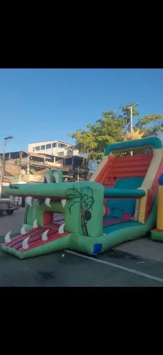 Tobogã inflável