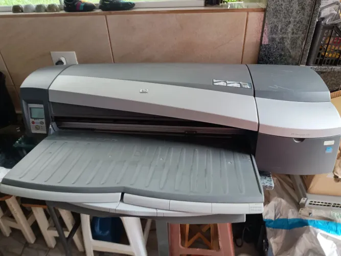 Vendo Impressora Plotter HP DesignJet 130 até A1 (24") 61cm 64MB 2400x1200 dpi C7791C.