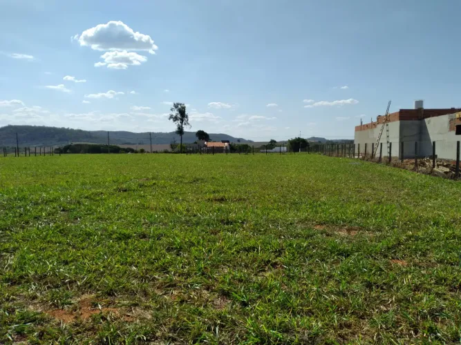 TERRENO - CONDOMINIO DE SÍTIOS TALISMÃ