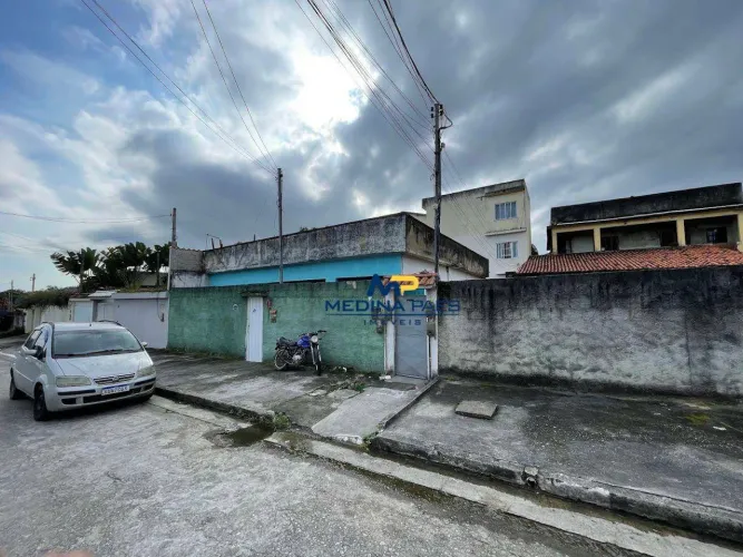 Apartamento com 3 dormitórios à venda, 70 m² por R$ 185.000,00 - Pacheco - São Gonçalo/RJ