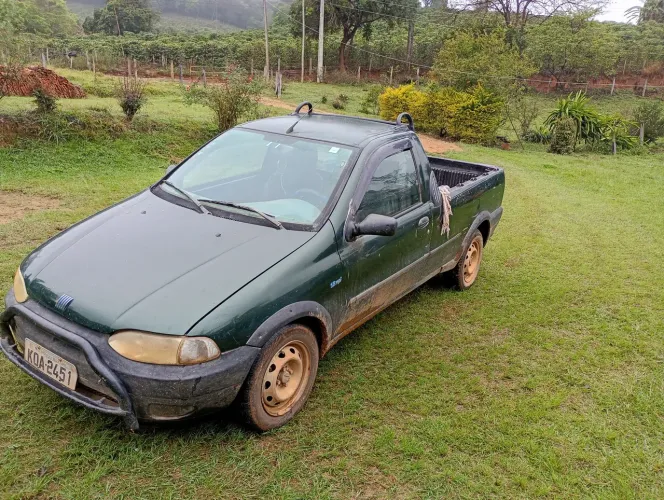 Fiat Strada Working 1.5 MPI 8V CE 2001