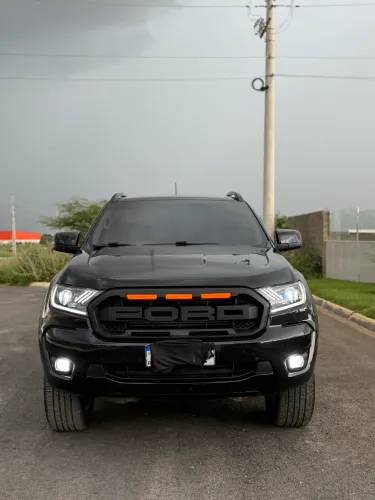 Ford Ranger Black 2.2 4X2 CD Diesel AUT 2022