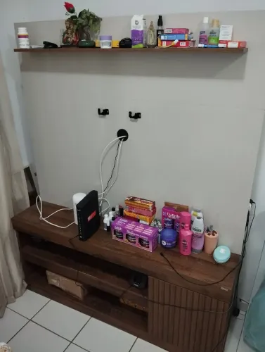 Rack com painel para TV