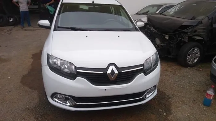 Sandero 1.6 2015 Sucata para peças DL45