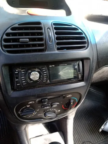 Moldura do Painel completo c/ rádio Peugeot 206