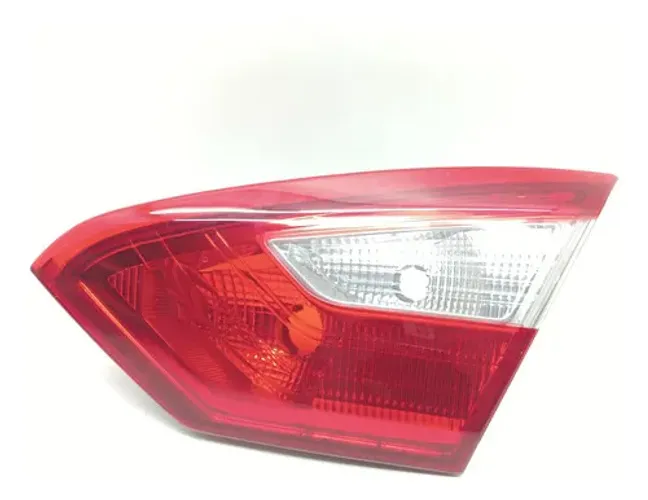 Lanterna Tampa Traseira Lado Direito Ford Focus Sedan 2014/