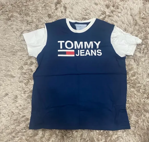 Camiseta tommy
