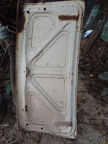 Tampa traseira Opala