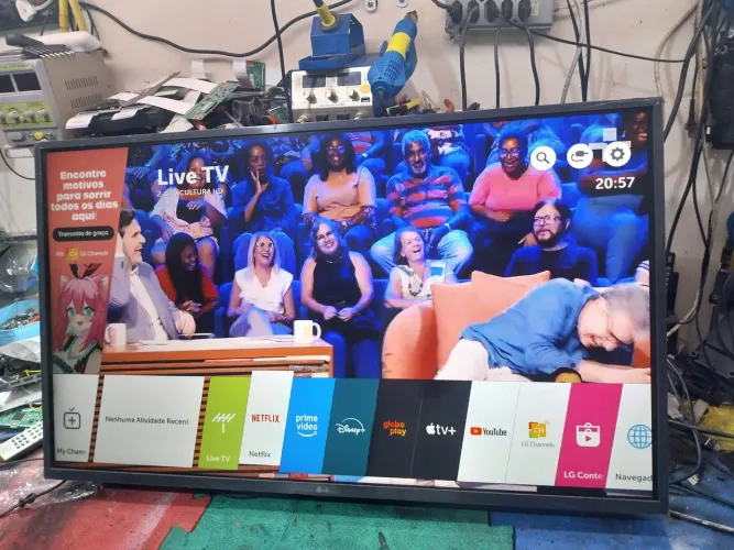 TV LG 43 Smart espelha celular  topp
