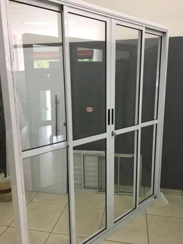PORTA SACADA 4 FOLHAS FECHADURA - DIRETO DE FÁBRICA - A PARTIR DE R$ 1.147,00