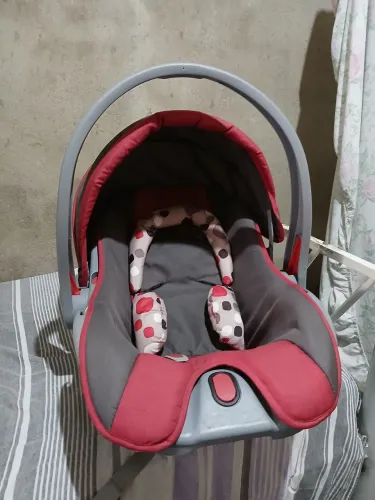 Cadeirinha de bebê para carro