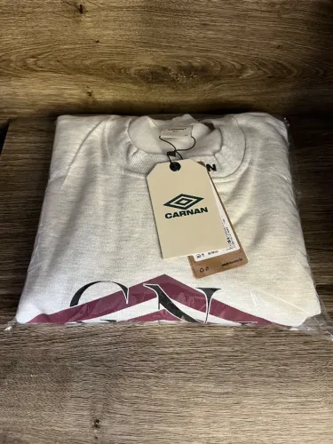 Carnan x Umbro Moletom Graphic Grey