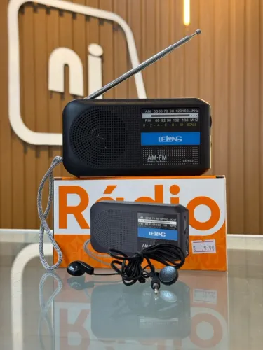 Rádio Portátil AM/FM Lelong Analogico