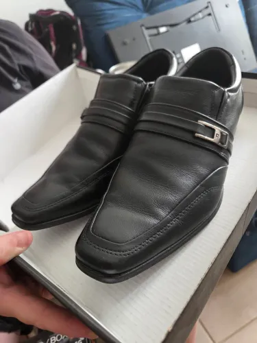 Sapato social tamanho 38(calça 40)