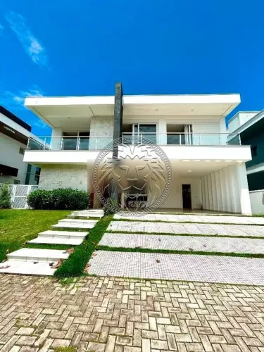 Casa 4 suítes em condomínio fechado no Rio Tavares em Florianópolis
