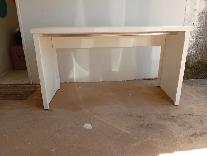 Mesa Branca para Escritório/Estudo/Atendimento/Demonstração 