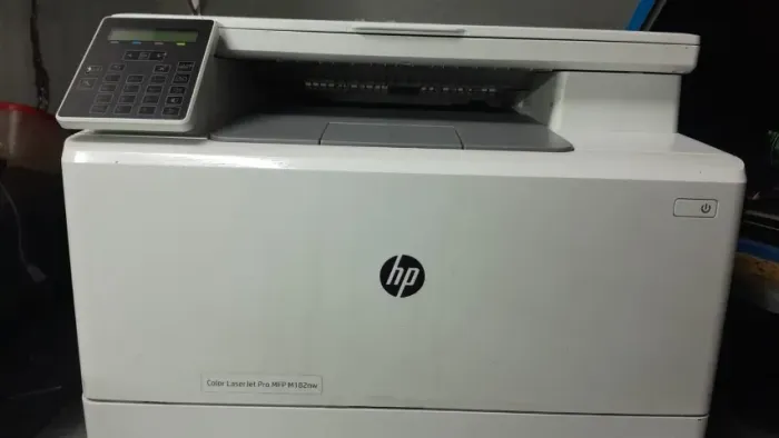 Color Laserjet pro MFP M182nw