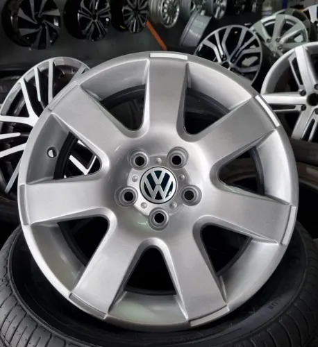 Jogo de rodas usadas aro 15 5x100 Volkswagen Polo