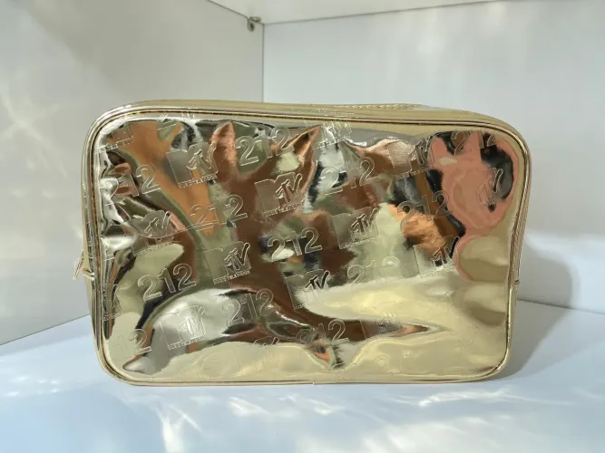 Necessaire 212 MTV Dourada - Nova Importada