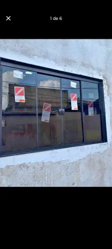 Janela de Vidro Temperado com Alumínio