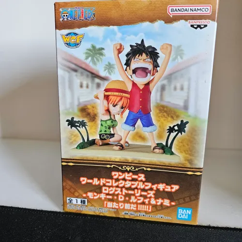 Figura Colecionável One Piece - Luffy & Nami