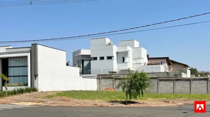 Terreno à venda no Residencial Jardim Vitória em Nova Odessa