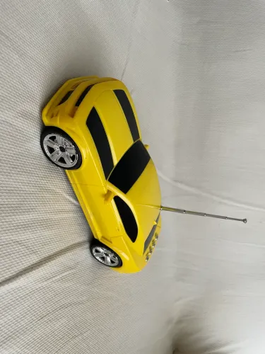 Caixa de Som Portátil Camaro Amarelo - Bluetooth, USB, Cartão e Aux